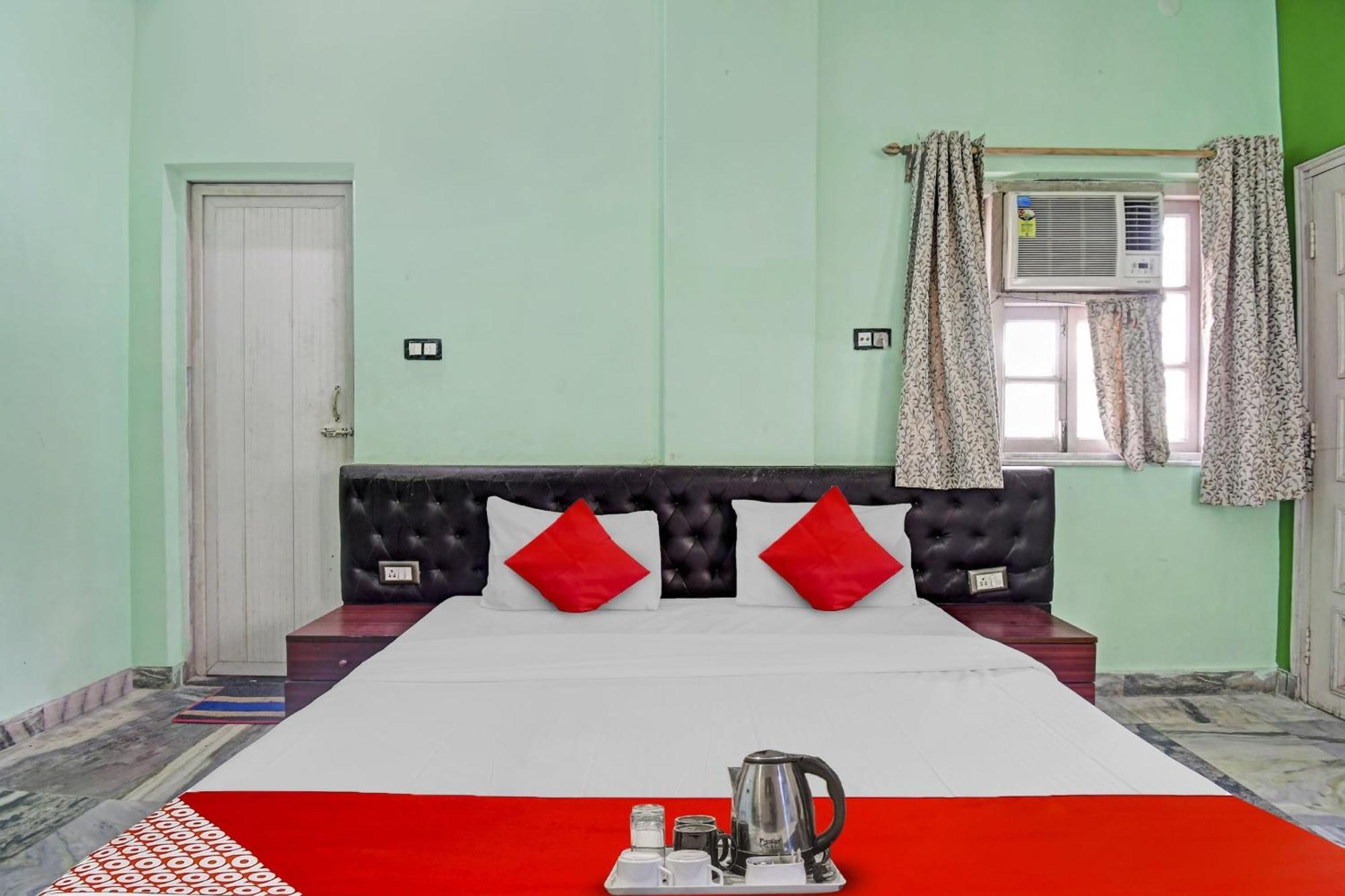 Hotel O R A Homestay Near Acropolis Mall Calcutta  Esterno foto