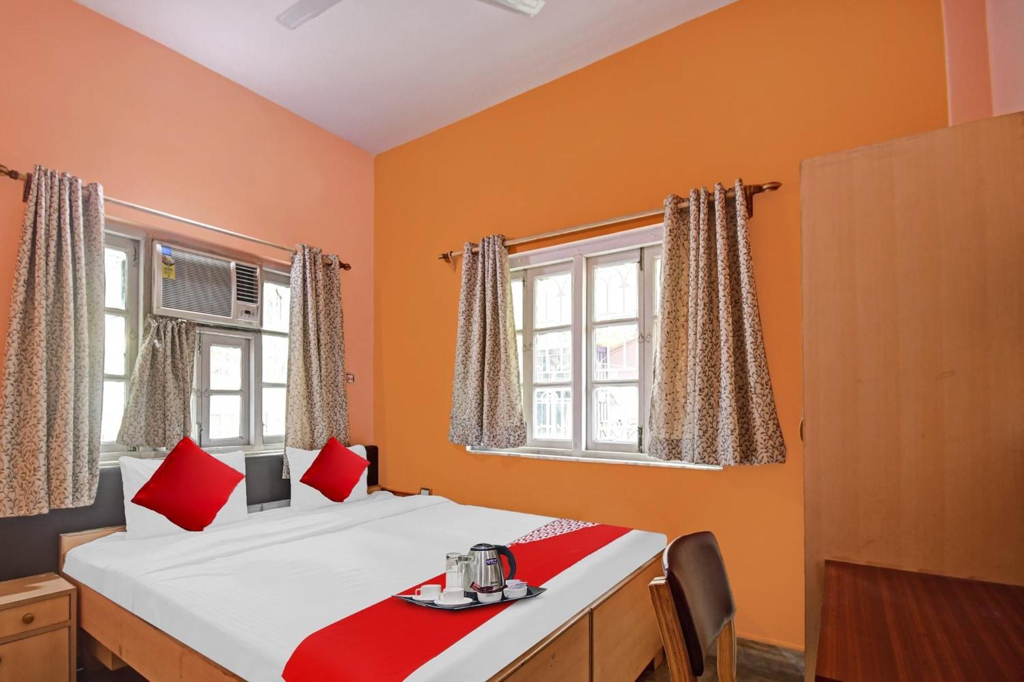 Hotel O R A Homestay Near Acropolis Mall Calcutta  Esterno foto