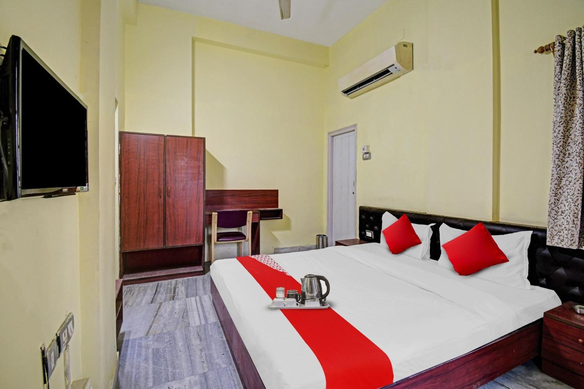 Hotel O R A Homestay Near Acropolis Mall Calcutta  Esterno foto